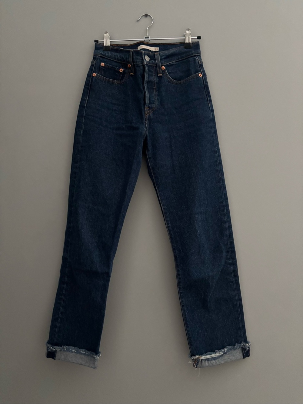 Levi's Premium Wedgie Straight Button Fly Jeans 24 - Picture 2 of 7